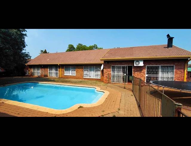 4 BEDROOM HOUSE FOR SALE IN UNIVERSITAS RIDGE